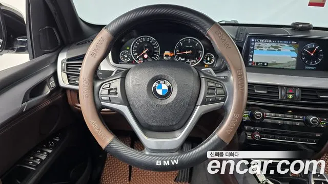 BMW X5 2018 — фото 18