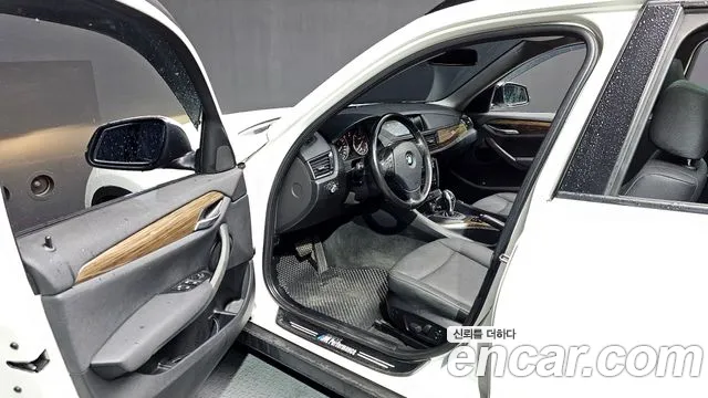 BMW X1 2014 — фото 10