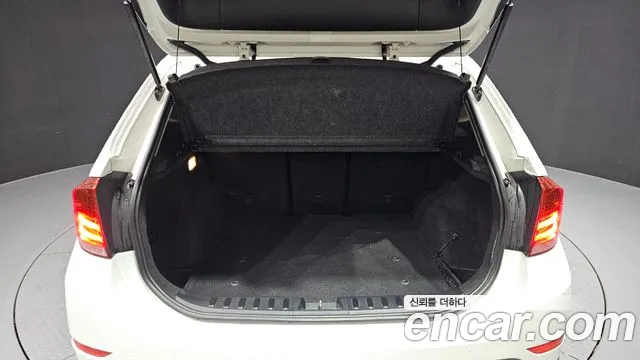 BMW X1 2014 — фото 17