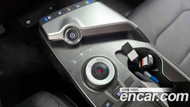 Kia EV6 2022 — фото 12