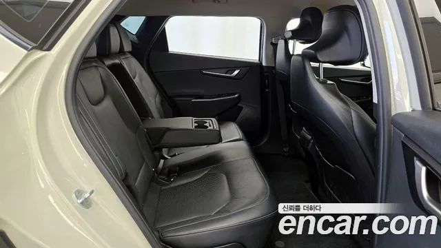 Kia EV6 2022 — фото 18