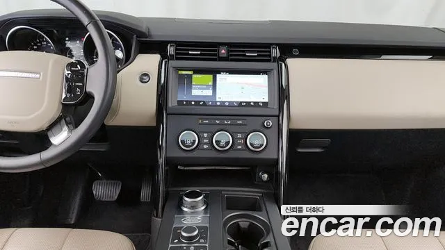 Land Rover Discovery 2020 — фото 20