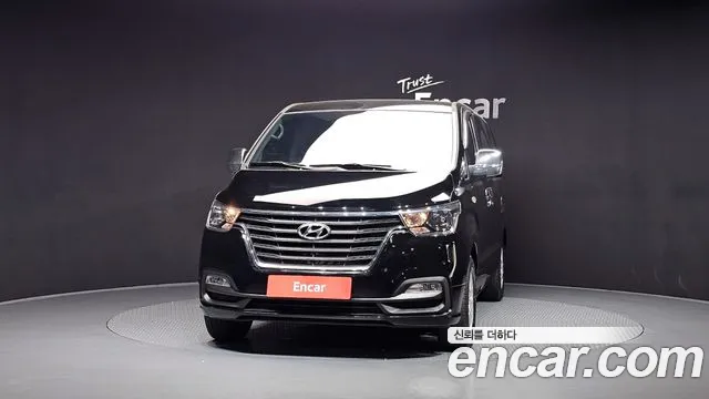 Hyundai Starex 2021 — фото 3