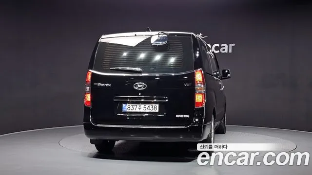 Hyundai Starex 2021 — фото 4