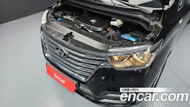 Hyundai Starex 2021 — фото 6