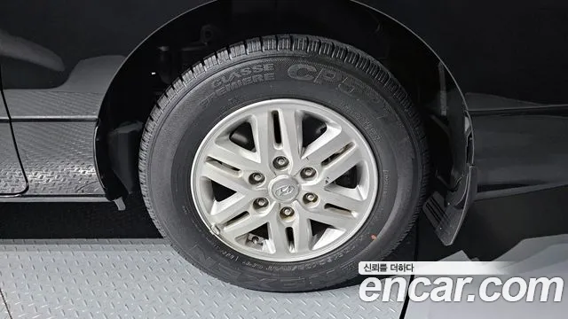 Hyundai Starex 2021 — фото 7