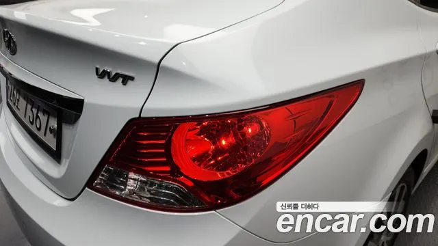 Hyundai Accent 2015 — фото 9