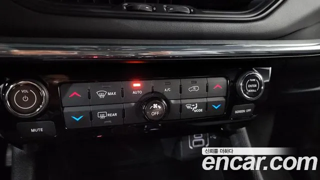 Jeep Compass 2022 — фото 18