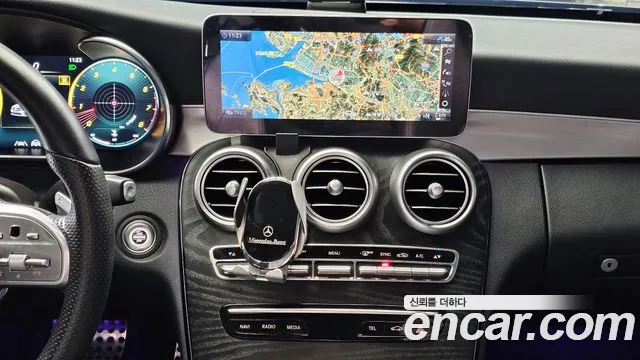 Mercedes-Benz C-Class 2021 — фото 19
