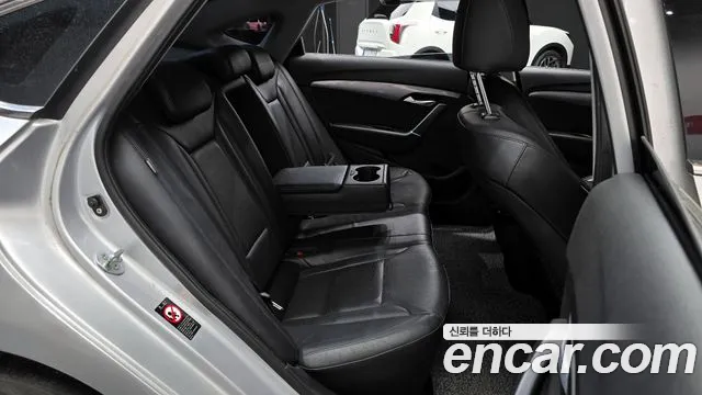 Hyundai i40 2016 — фото 12
