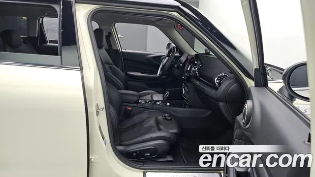Mini Clubman 2021 — фото 12