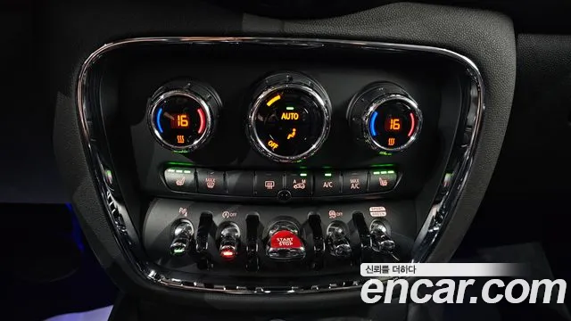 Mini Clubman 2021 — фото 17