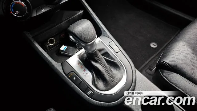 Kia K3 2022 — фото 9