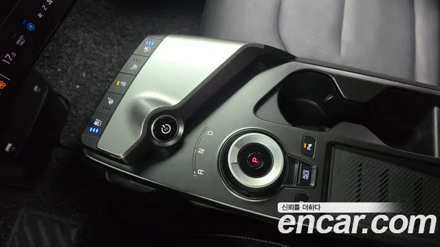 Kia EV6 2022 — фото 12