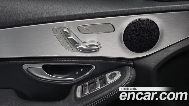 Mercedes-Benz C-Class 2016 — фото 18