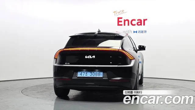 Kia EV6 2022 — фото 4