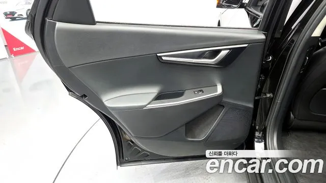 Kia EV6 2022 — фото 14