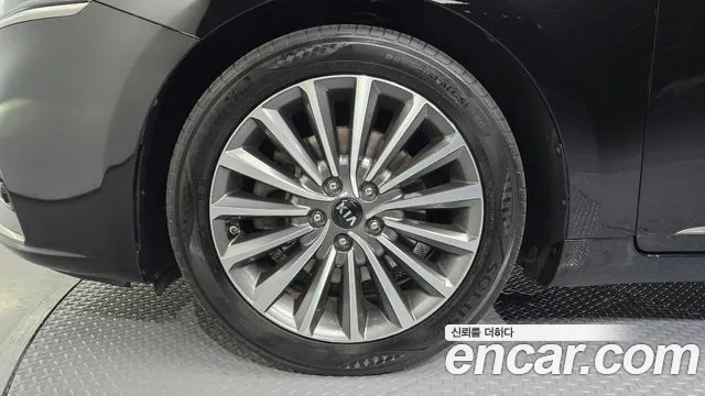 Kia K7 2019 — фото 5
