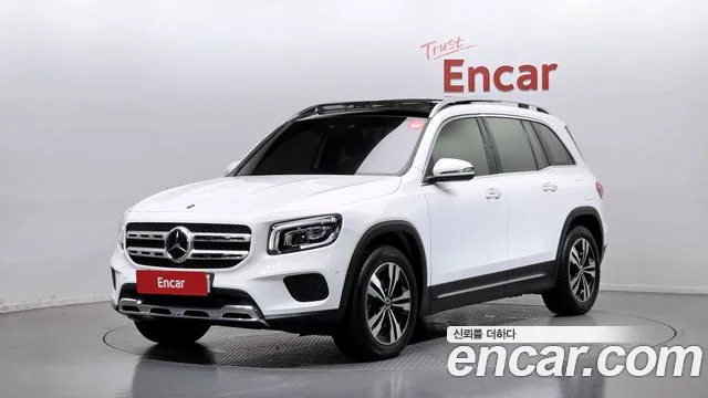 Mercedes-Benz GLB-Class 2023 — фото 1