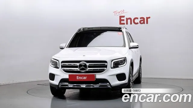 Mercedes-Benz GLB-Class 2023 — фото 3
