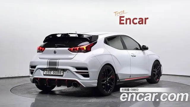 Hyundai Veloster 2019 — фото 2