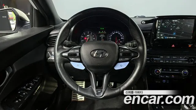 Hyundai Veloster 2019 — фото 13
