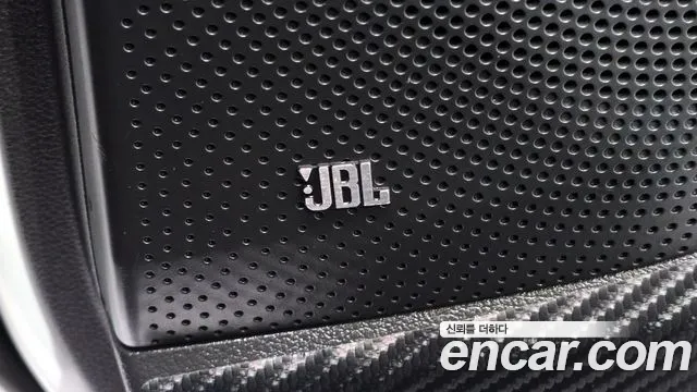 Hyundai Veloster 2019 — фото 18