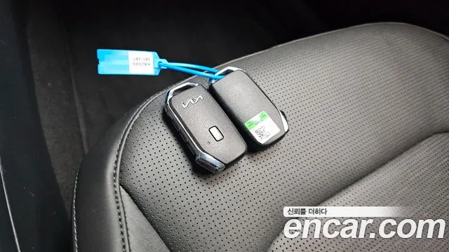 Kia Niro 2022 — фото 18