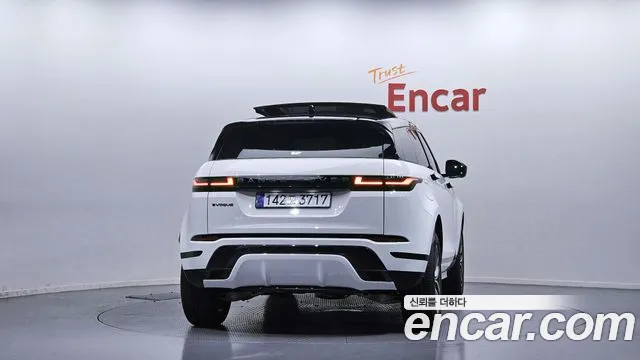 Land Rover Range Rover Evoque 2026 — фото 4
