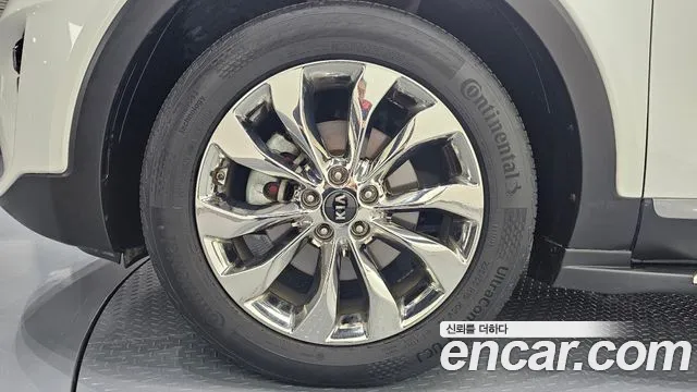 Kia Sorento 2018 — фото 4