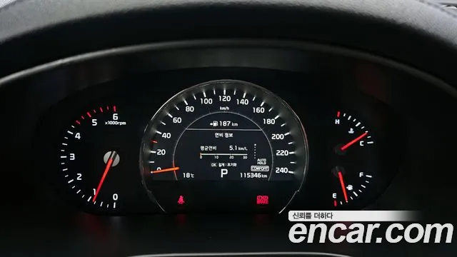 Kia Sorento 2018 — фото 10