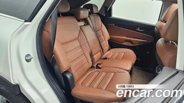 Kia Sorento 2018 — фото 16