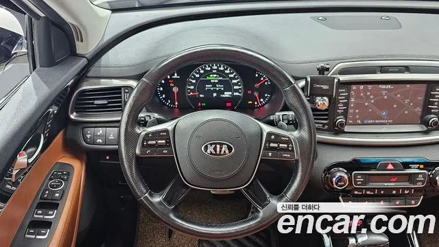 Kia Sorento 2018 — фото 18