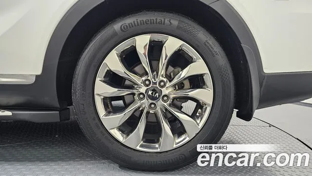 Kia Sorento 2018 — фото 6