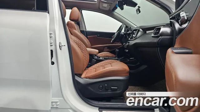 Kia Sorento 2018 — фото 15