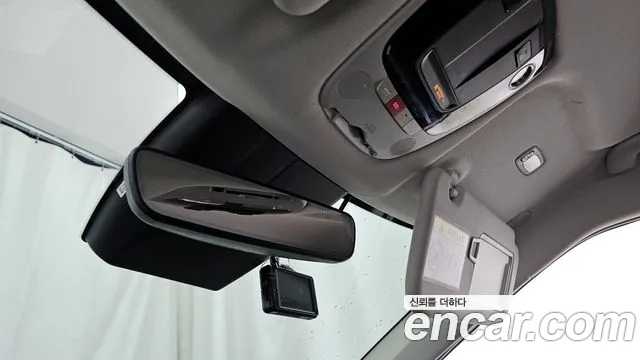 Kia EV6 2022 — фото 18