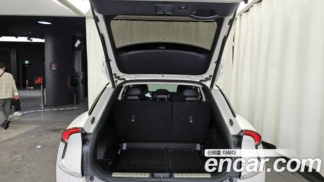 Kia EV6 2022 — фото 20