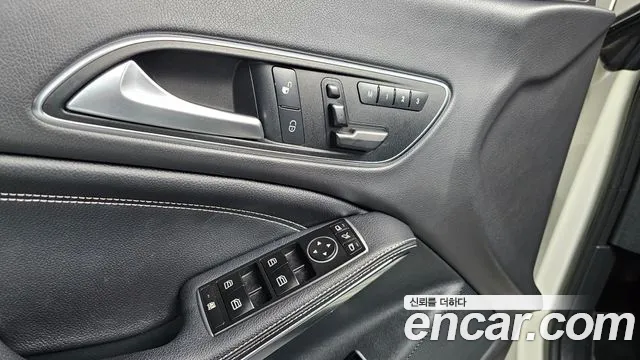 Mercedes-Benz CLA-Class 2016 — фото 17