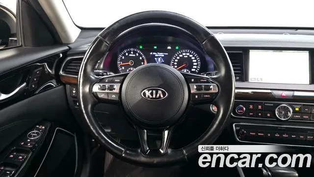 Kia K7 2019 — фото 19