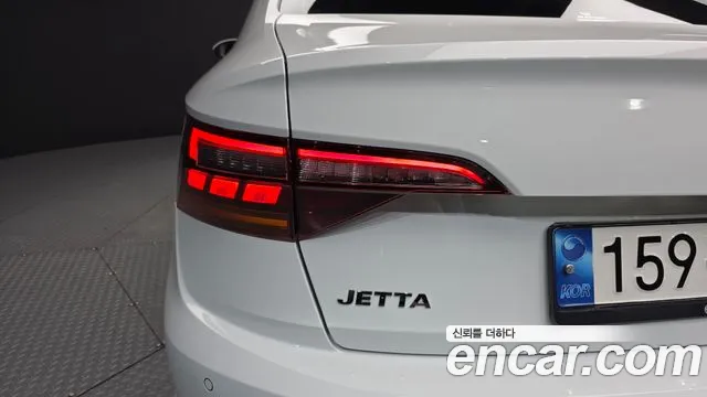 Volkswagen Jetta 2021 — фото 9