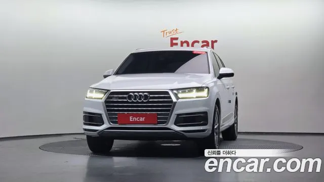 Audi Q7 2019 — фото 2