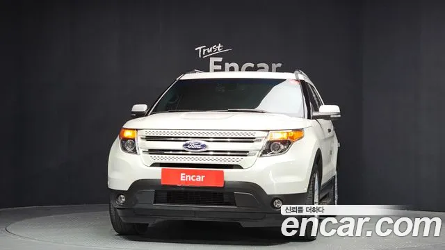 Ford Explorer 2015 — фото 3