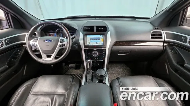Ford Explorer 2015 — фото 7