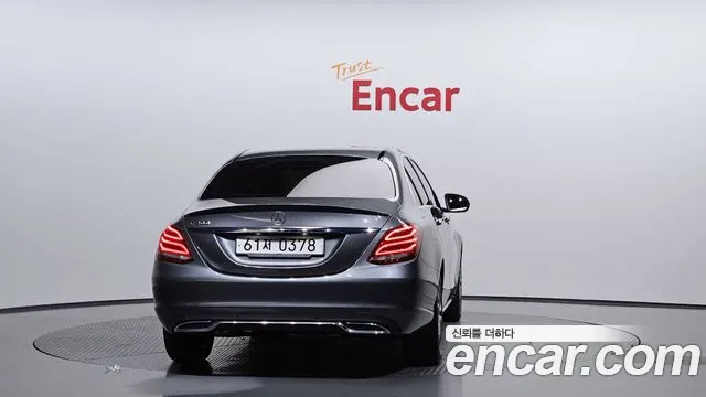 Mercedes-Benz C-Class 2017 — фото 4