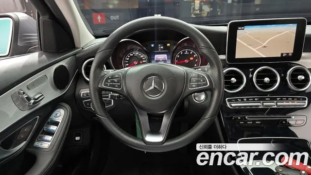 Mercedes-Benz C-Class 2017 — фото 13