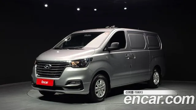 Hyundai Starex 2019 — фото 1