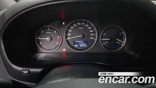 Hyundai Starex 2019 — фото 11