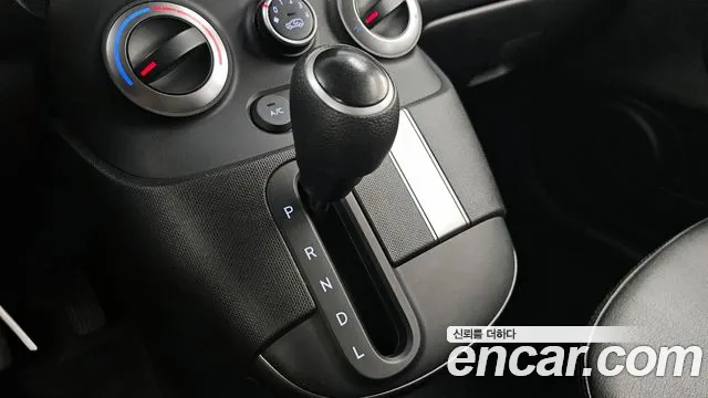 Hyundai Casper 2023 — фото 12