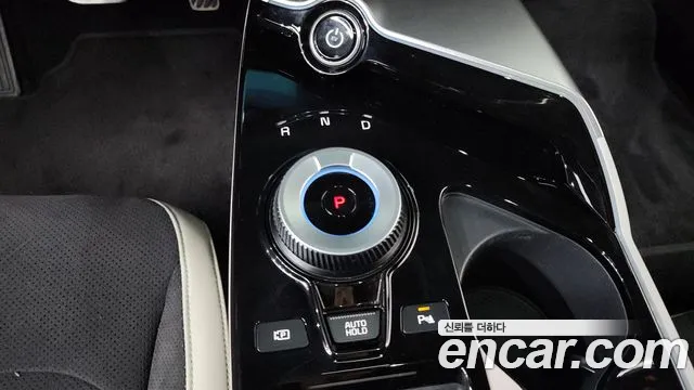 Kia EV6 2022 — фото 11