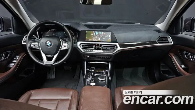BMW 3-Series 2021 — фото 10